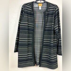 Kasper small p2p 18-1/2 Len 33-1/2 black - white cardigan like new